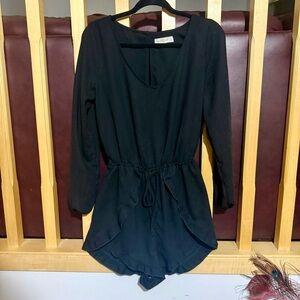 🌻Abercrombie & Fitch Black Romper